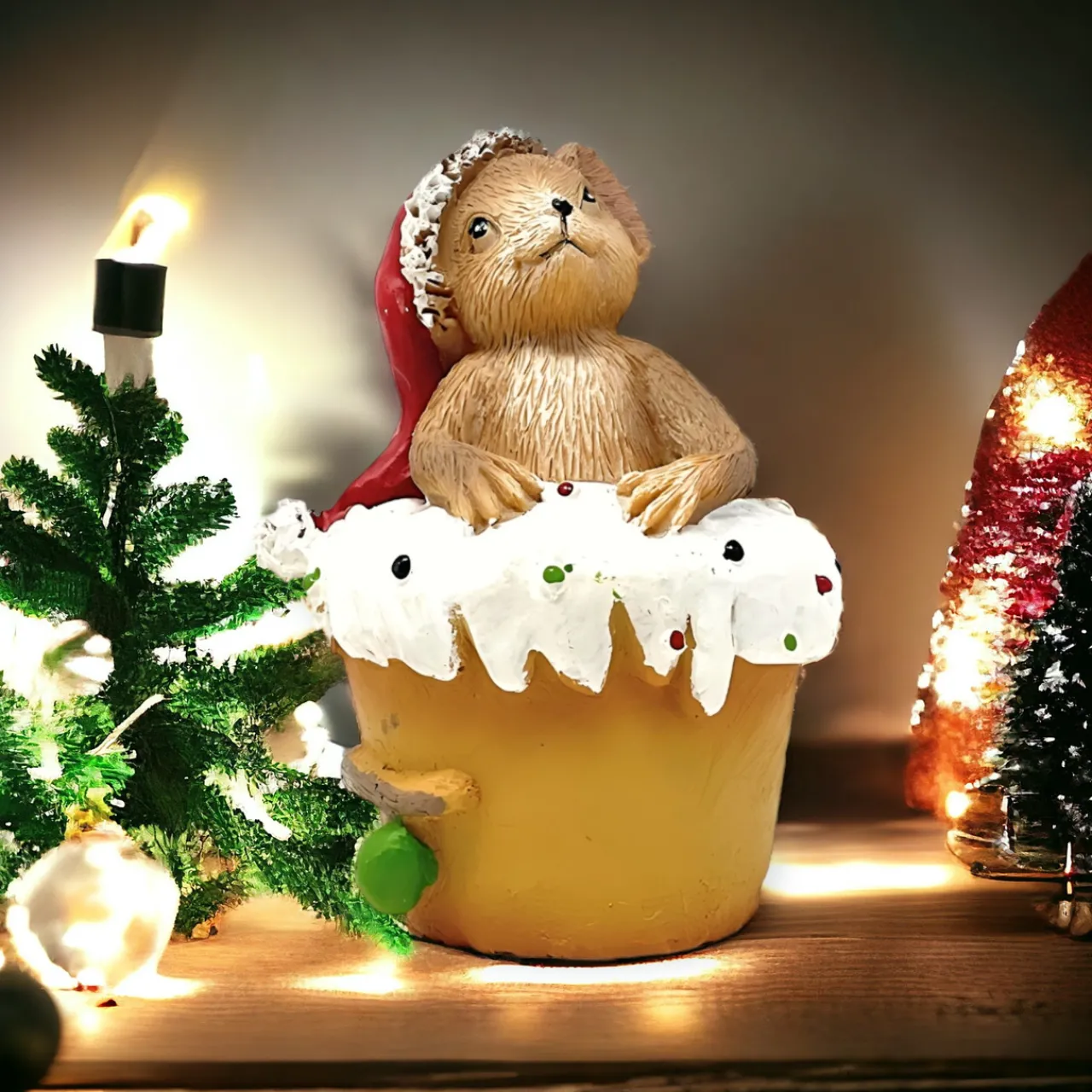 Christmas Mouse Cupcake Figurine, 3.3in, Polyresin< New