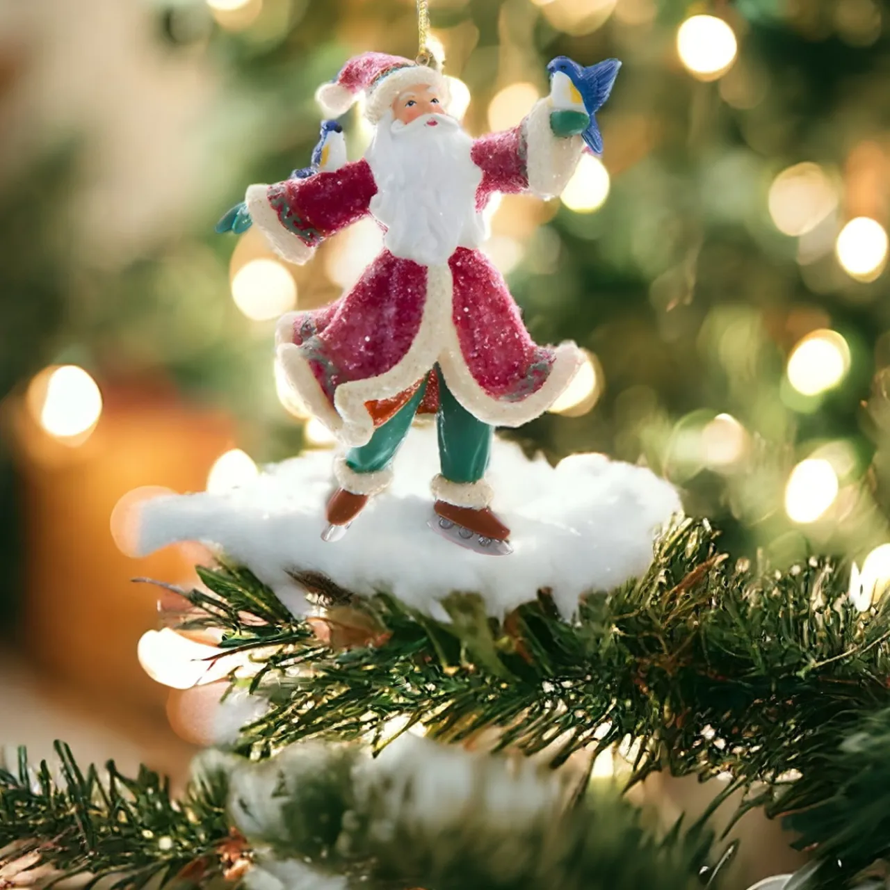 Comfort And Joy Skating Santa Ornament<Kurt Adler Online