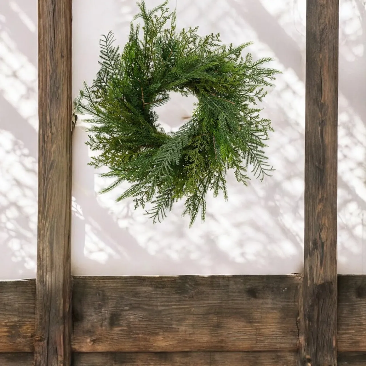 Everlands 23 Inch Wreath< New
