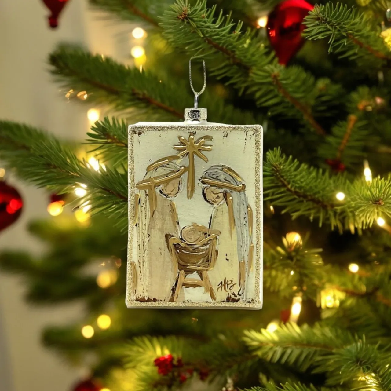 Glass Holy Family Ornament< New