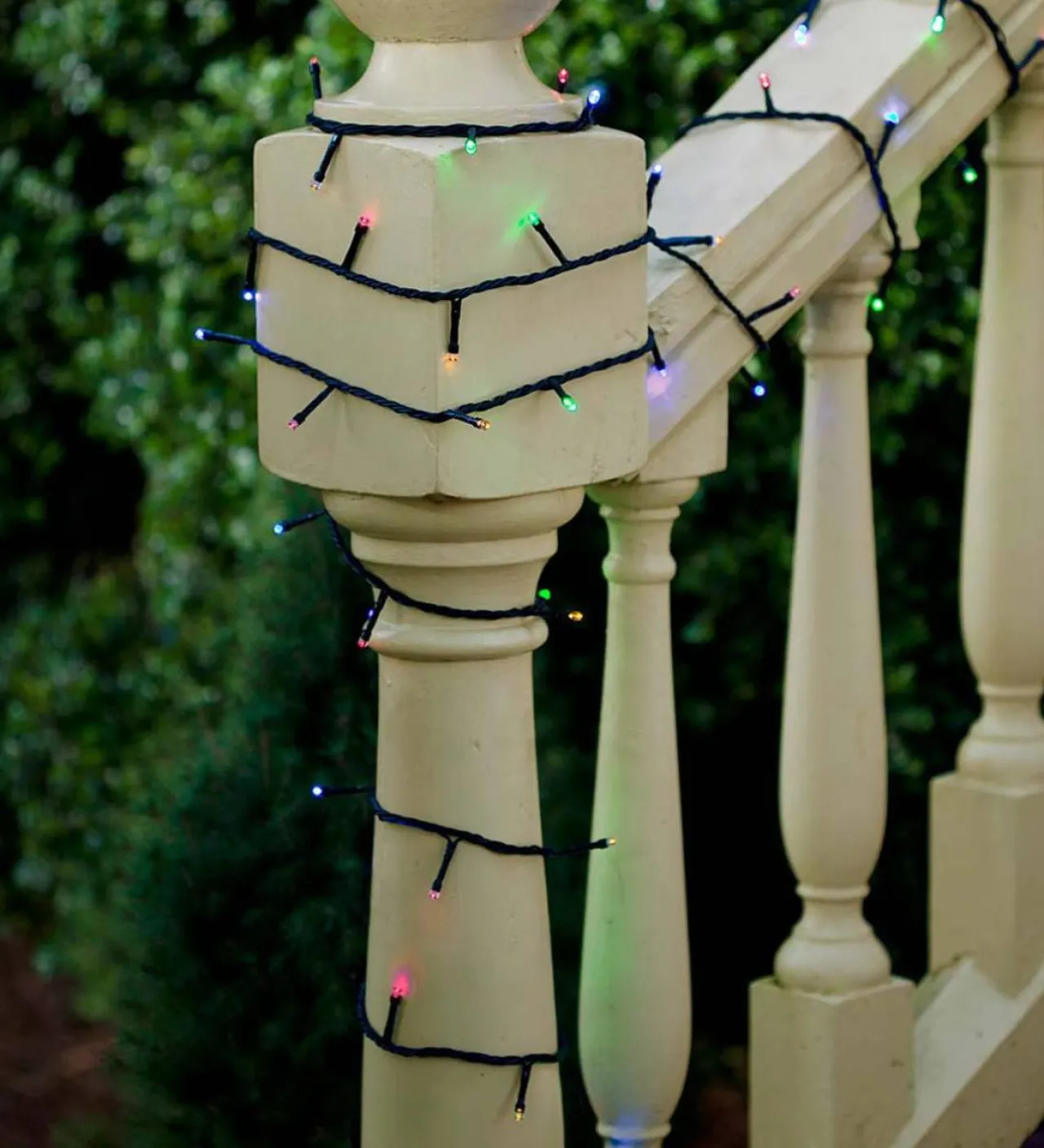 48 LED Multi-Colored Battery-Operated Christmas Lights Set, Black Wire 1<Lumineo Online