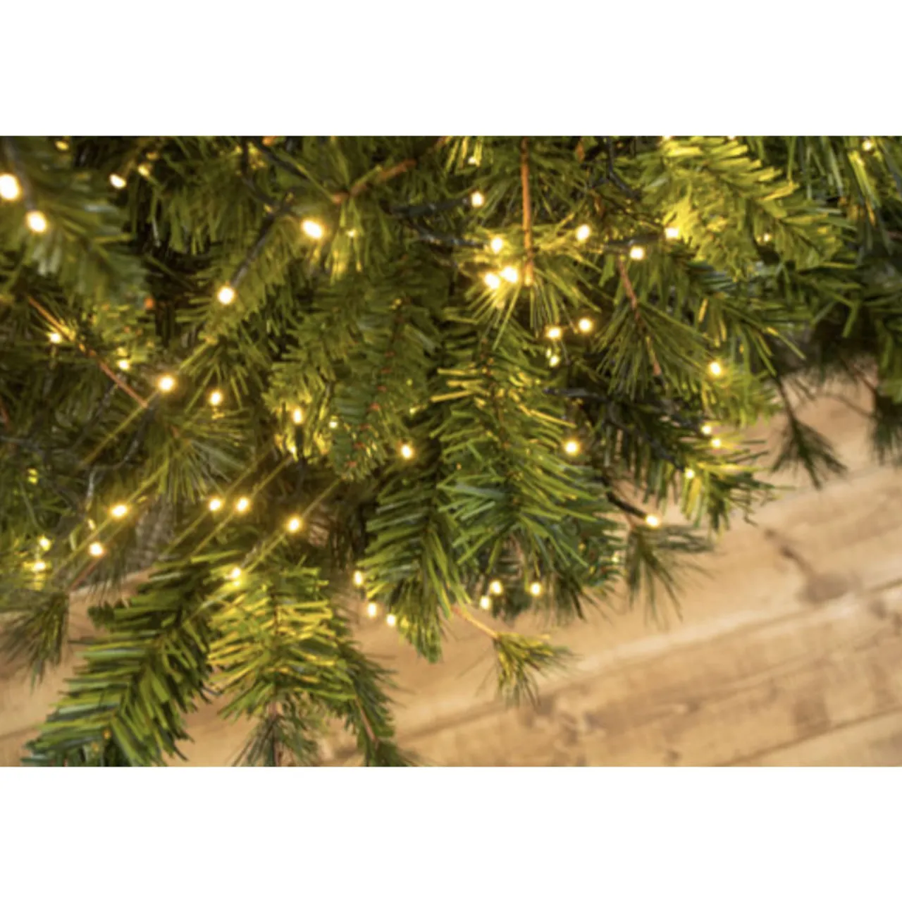 1128 LED Warm White Cluster Lights Green Wire | The Christmas Loft<Lumineo Outlet