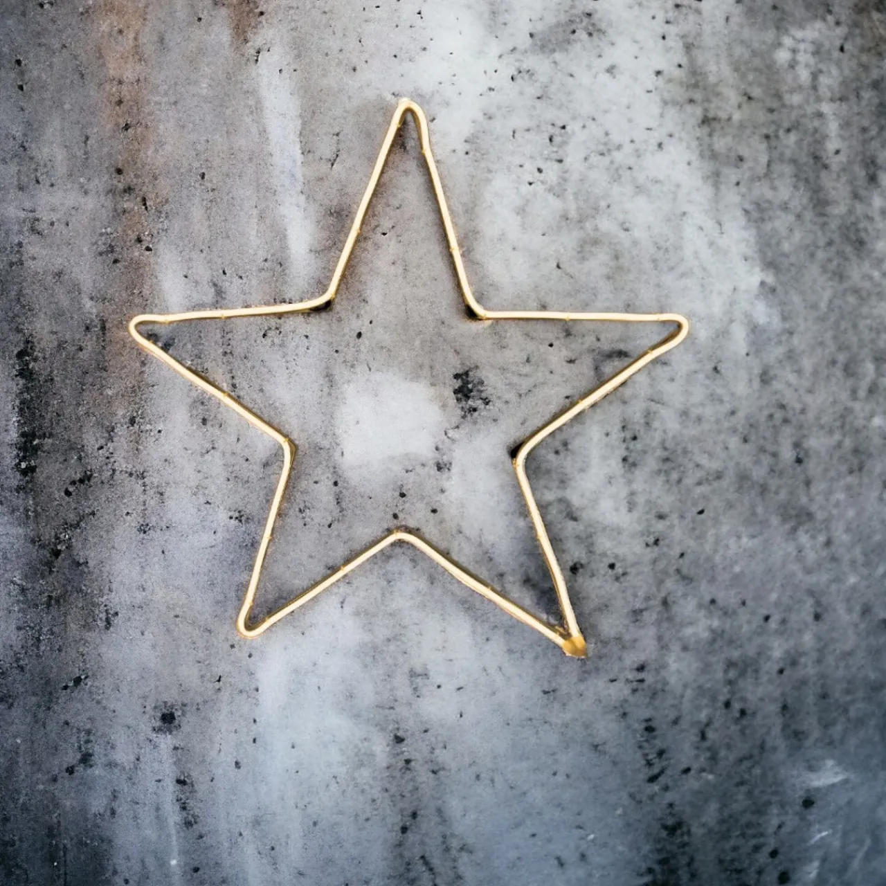 Neonflex Warm White LED Star Light – Large 2-Foot Star<Lumineo Outlet