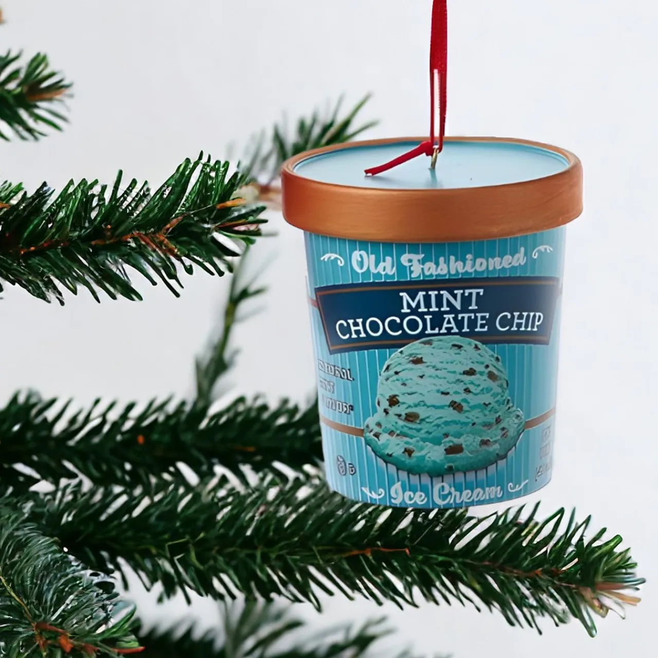 Mint Chip Ice Cream Pint Ornament<Kurt Adler Fashion