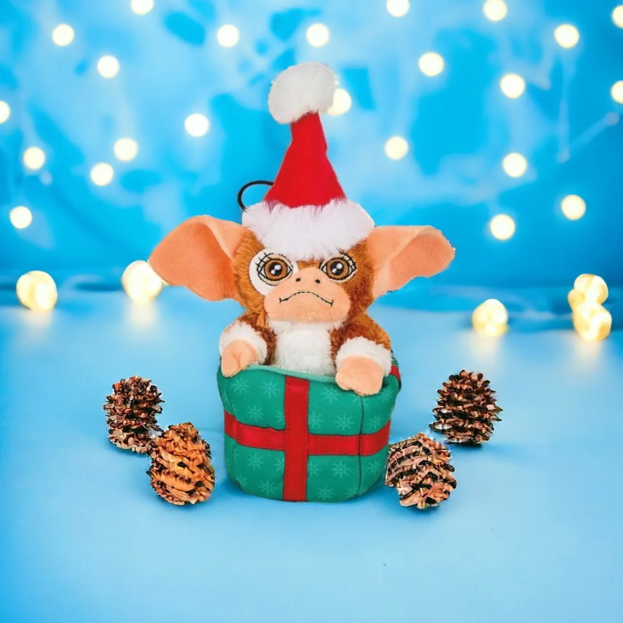 Plush Gremlins Gizmo In Present Ornament< Hot