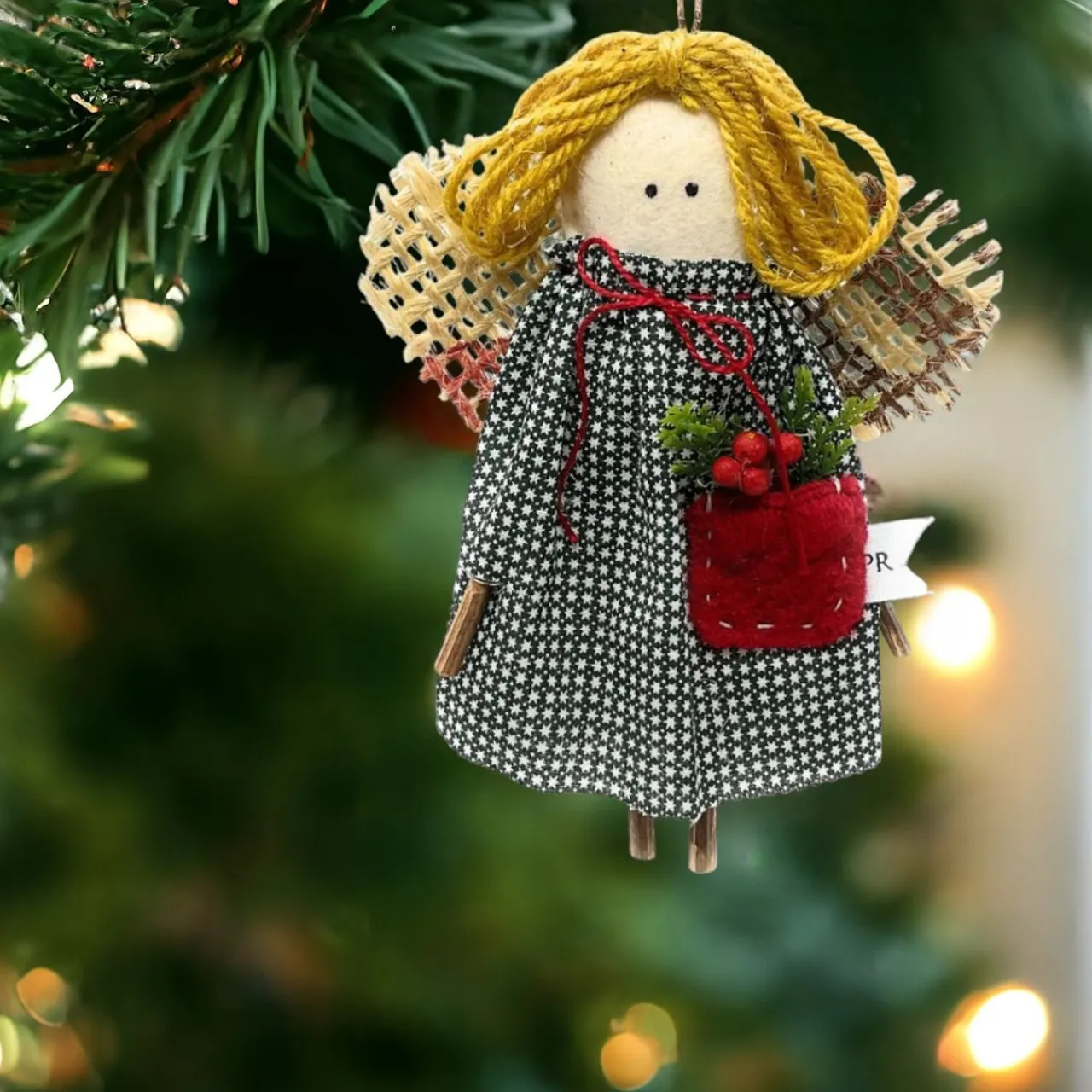 Country Angel Ornament<Priscilla Racki Online
