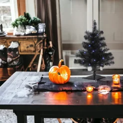 18"  Pre-Lit Black Christmas Tree<Old World Glass Outlet