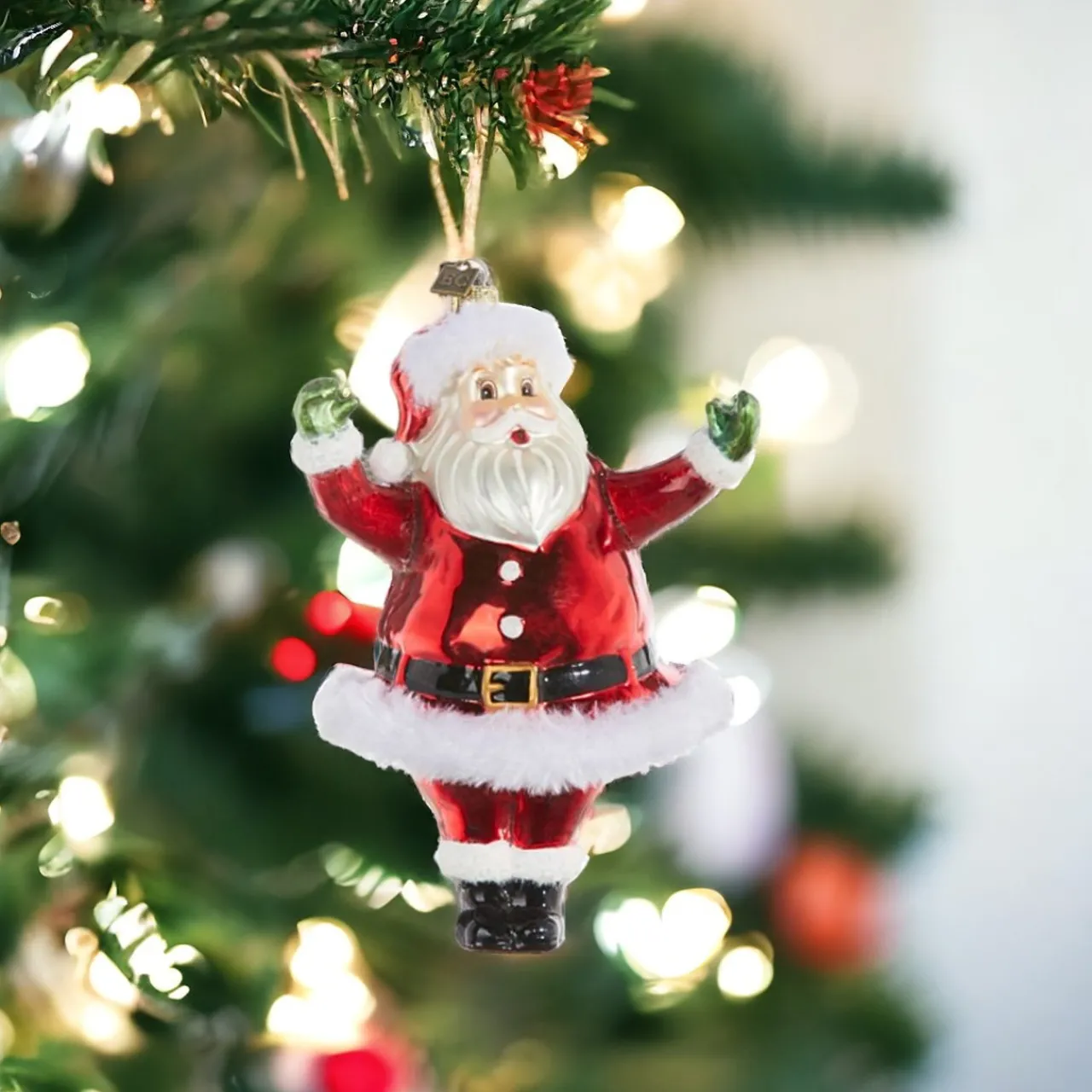 Retro Santa Ornament – Classic< New