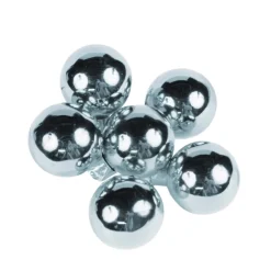 Shiny Silver Cluster Balls Ornament< Hot